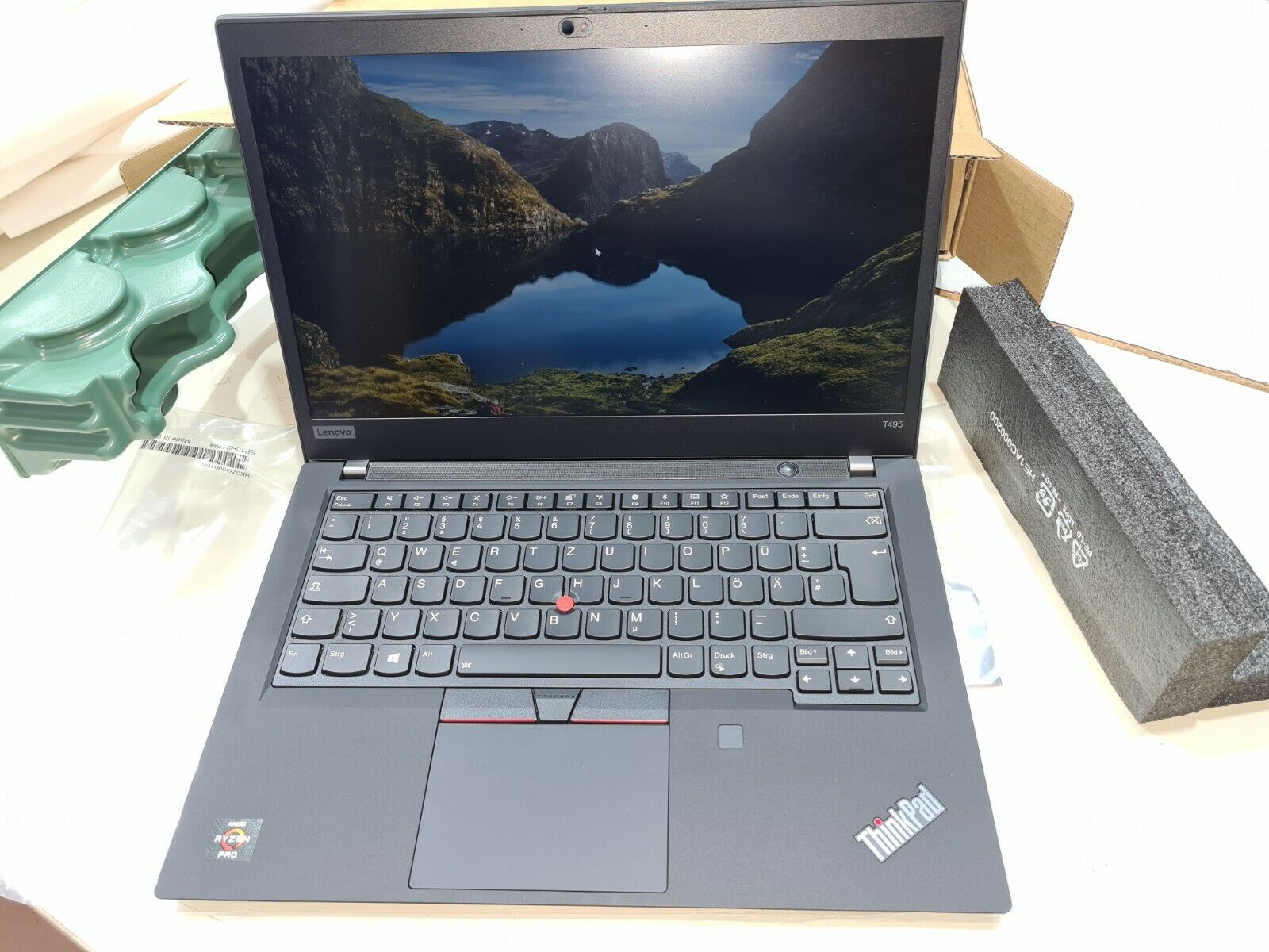 Lenovo ThinkPad T495 AMD Ryzen 5 pro 8GB 
