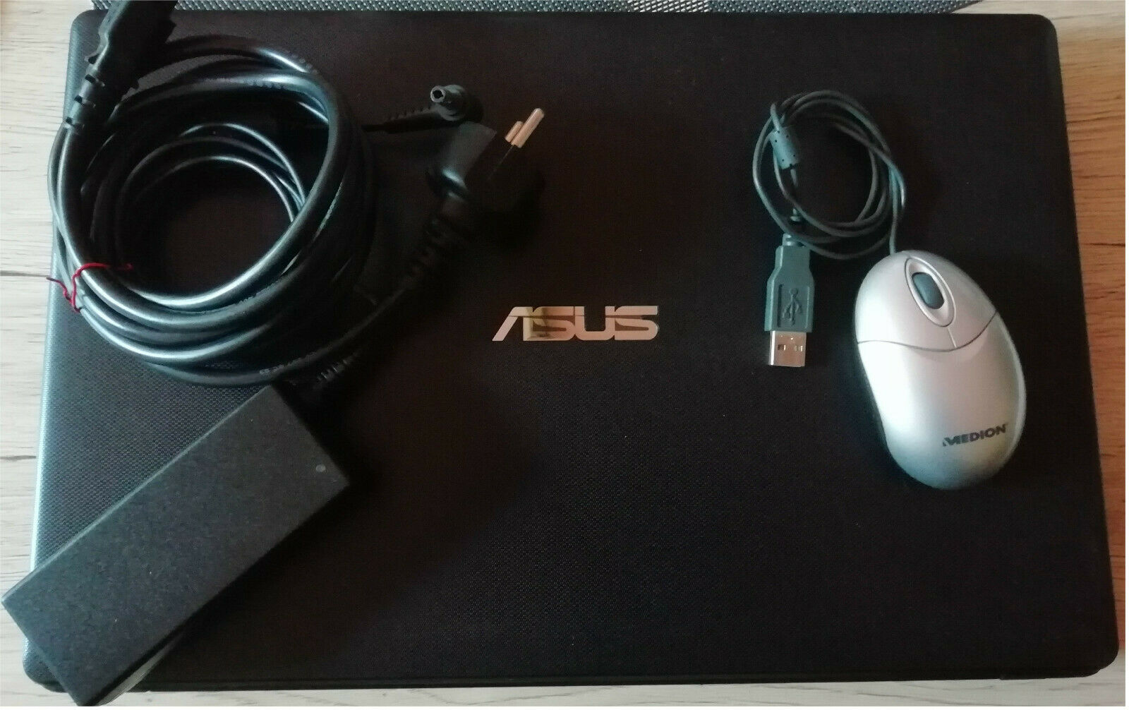 Laptop Asus X551CA i3  –  4 GB – 500 GB