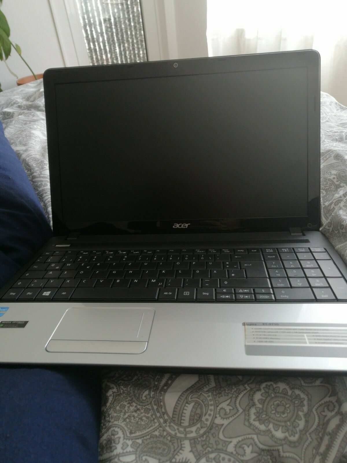 Laptop Acer Aspire E1-571G Mit 8GB RAM 1000GB HDD Intel i5 WLAN