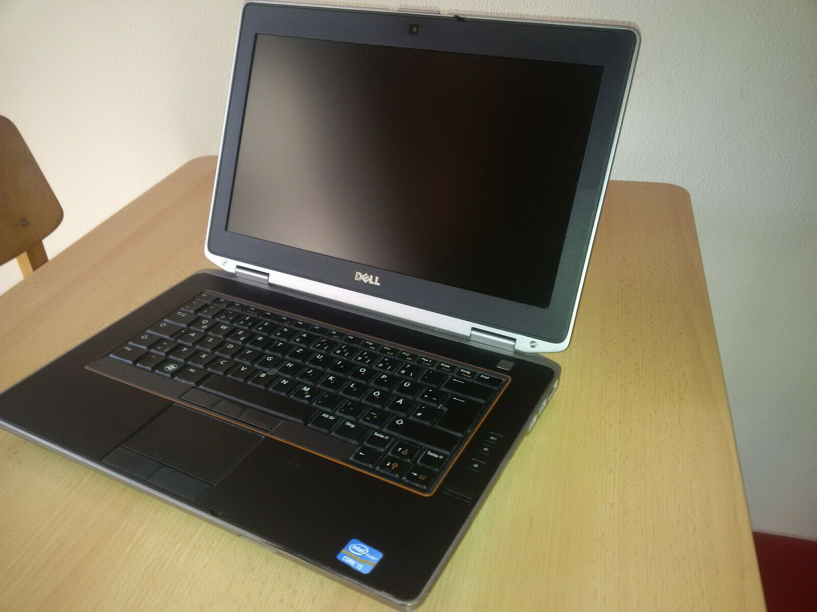 Dell Latitude E6420 Intel i5-2520M 2,50GHz 4GB 320GB DVD/+-RW TOP-Zustand