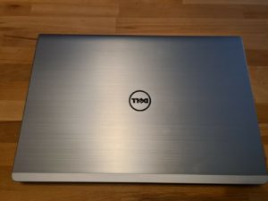 Dell 17 Zoll Laptop, Intel I7, 8gb RAM, 500GB sSD