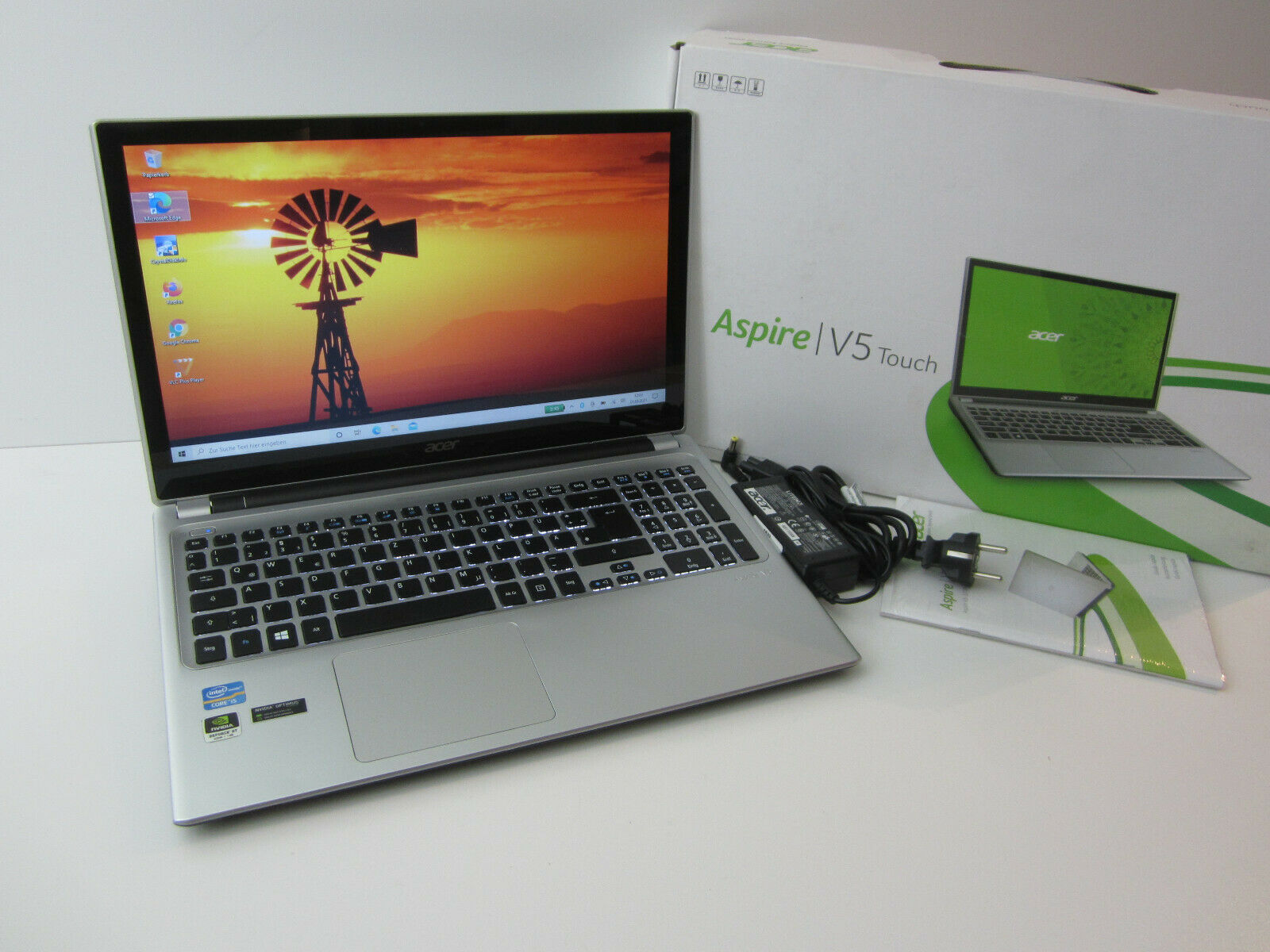 ACER ASPIRE V5-571P / 15,6 Zoll Touchscreen / Core i5 / 750GB HDD / 8GB RAM /TOP