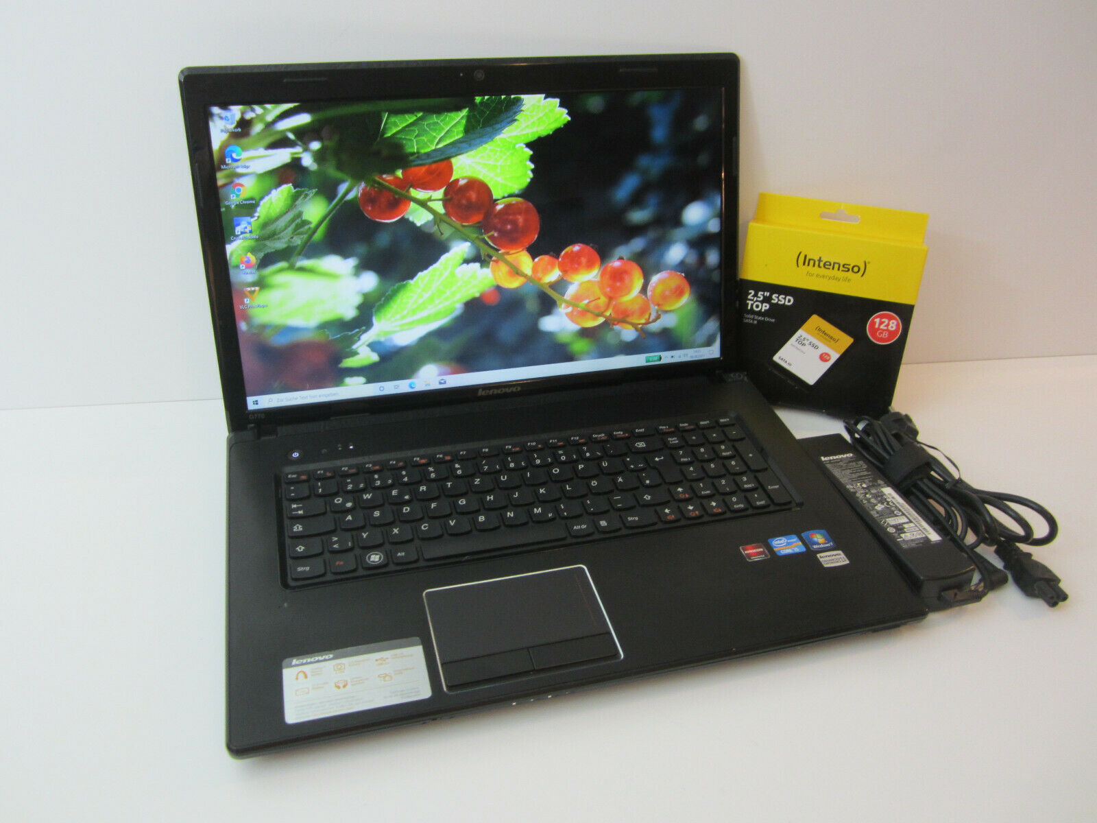 LENOVO G770 * 17,3 Zoll Display * Core i5 * 8 GB RAM * Neue 128 GB SSD * WIN 10