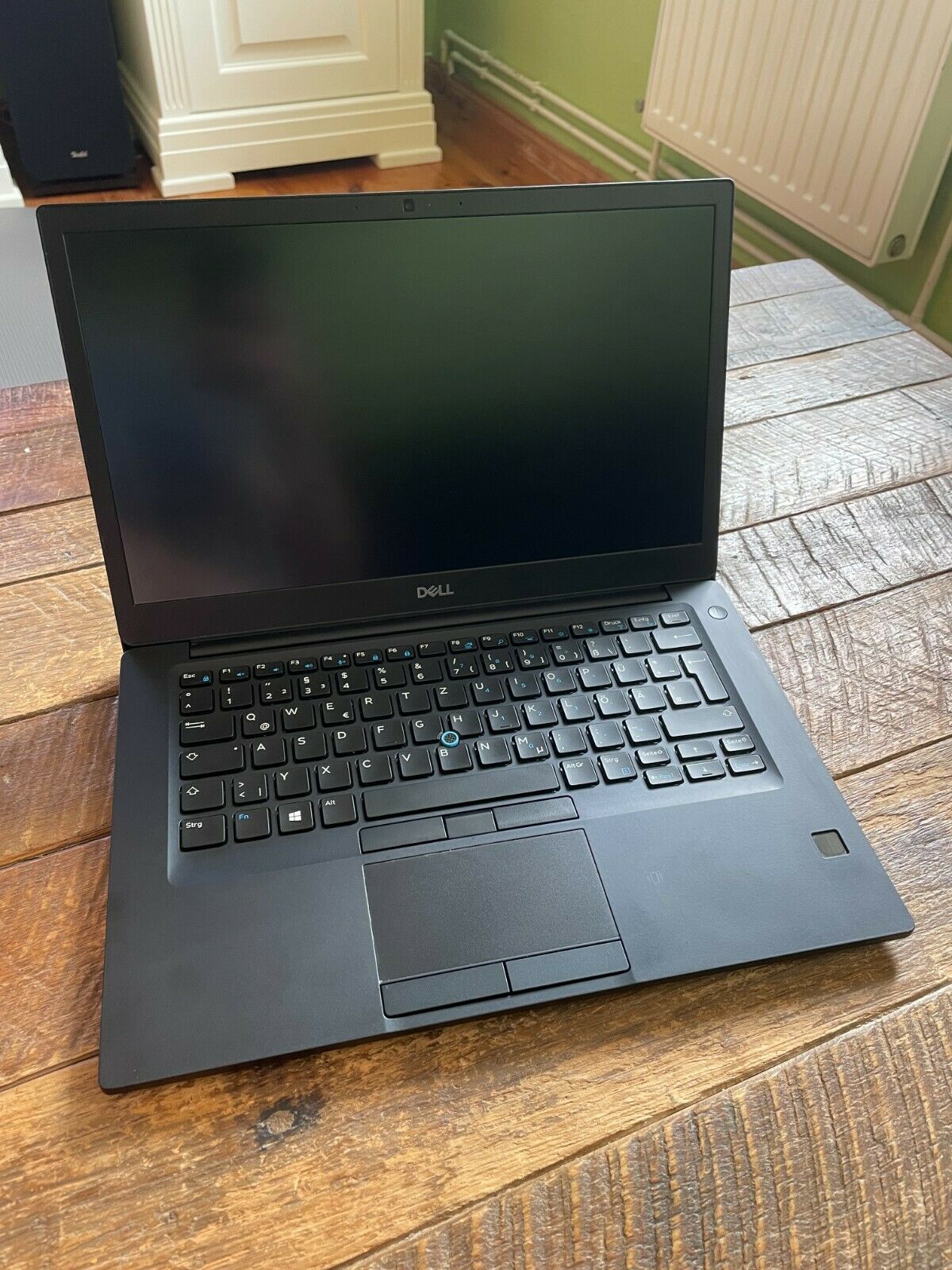 Dell Latitude 7490 i5-8350U-8GB -256GB SSD 14″FullHD Thunderbolt 3 – Win 10 Ent.