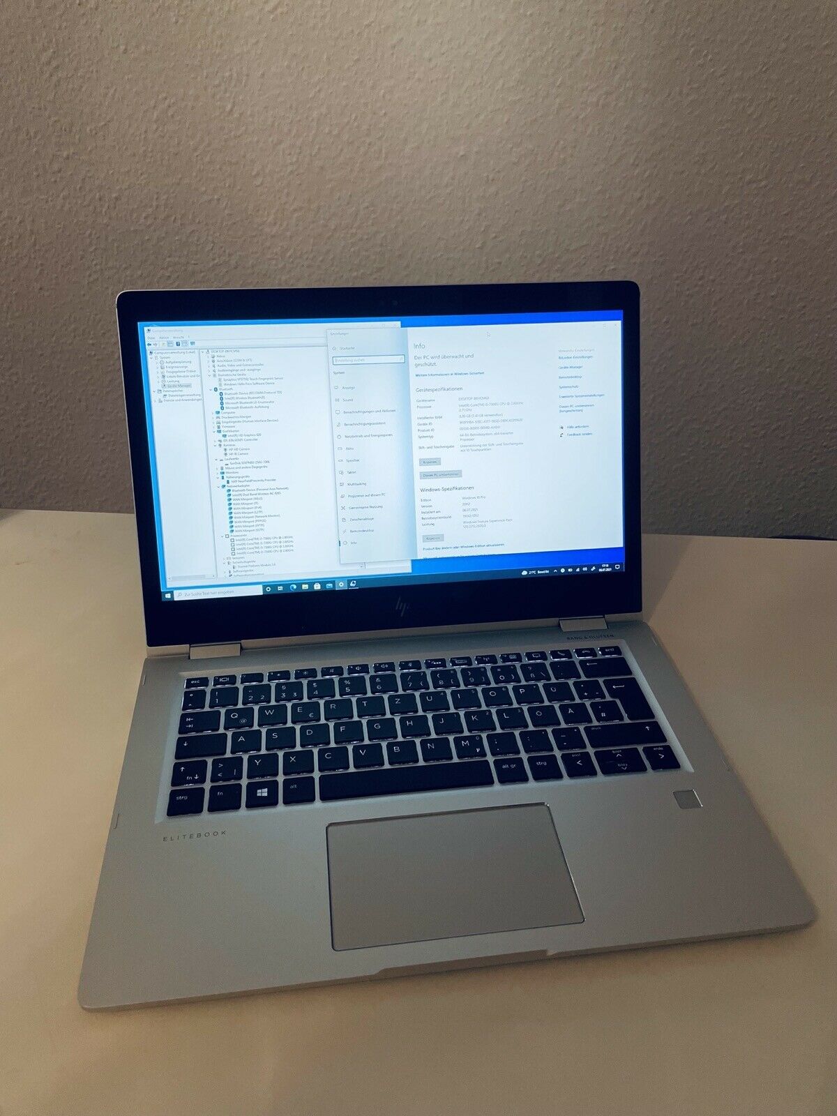 HP EliteBook x360 1030 G2 Core i5 7300U 2.60GHz, 8GB, 256 GB m.2 SSD – 13.3″ #VC