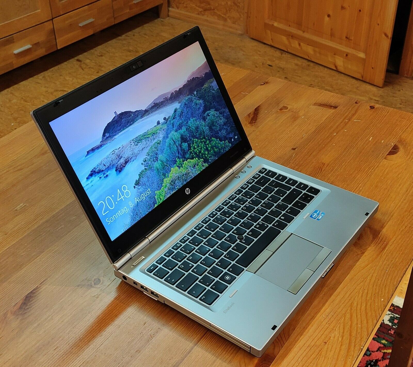 HP EliteBook 8460p Laptop 14 Zoll i5 Windows 10 8GB SSD Dock Zusatz Akku 500GB