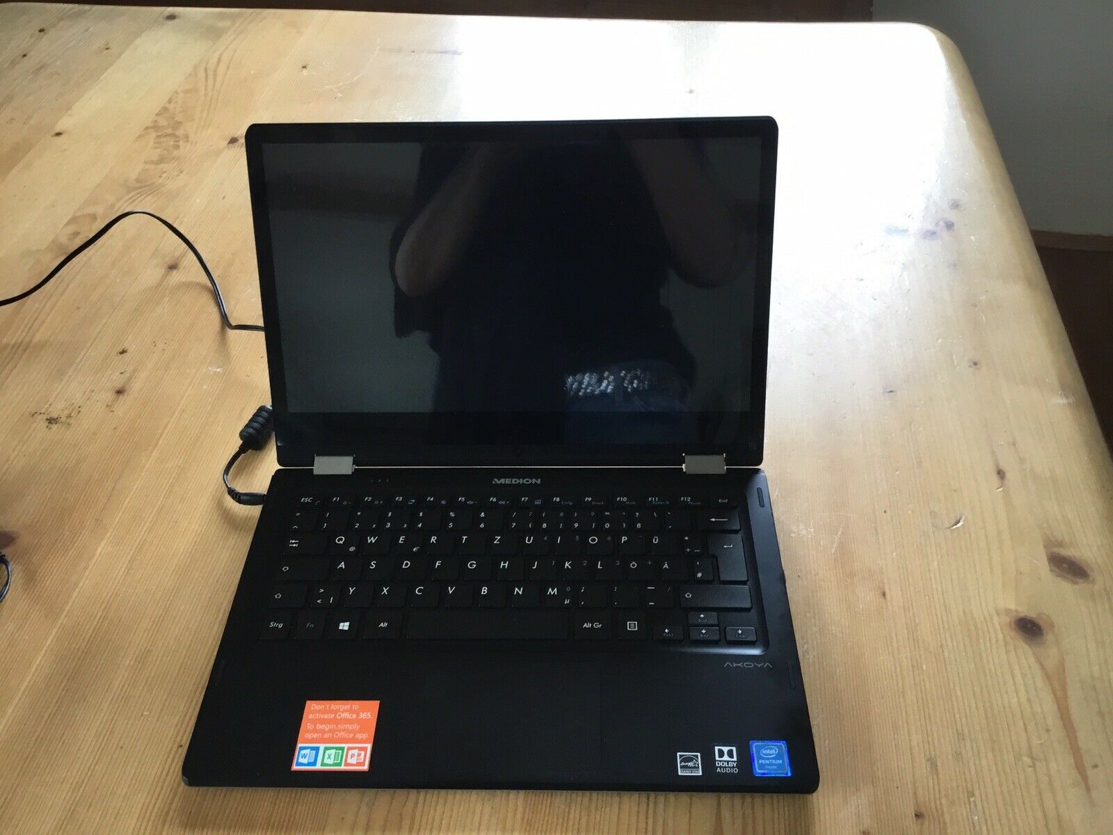 Laptop Medion Akoya E 3216