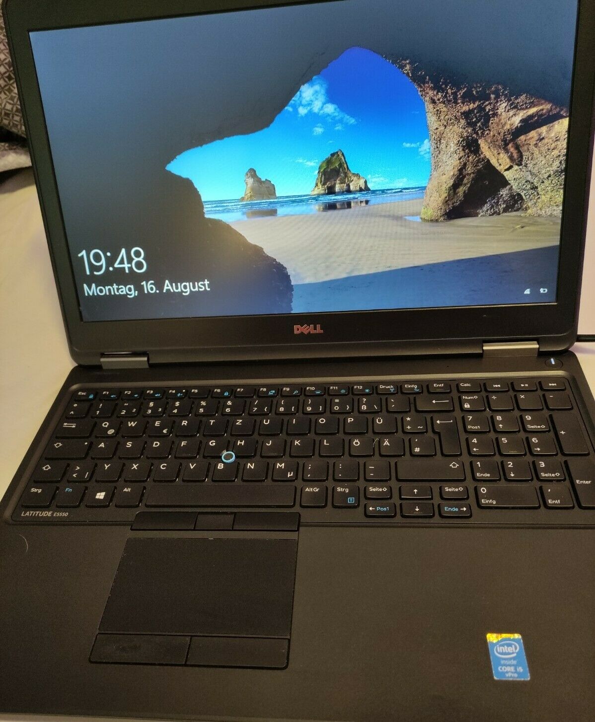 Dell Latitude E5550 Laptop | i5  5300U | 8 GB RAM 256 GB SSD | 1920×1080 | Win10