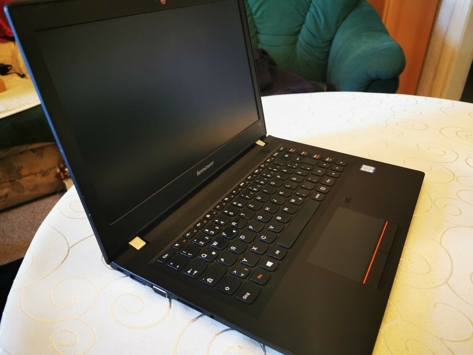 Lenovo Laptop  mit Intel I5 Prozessor im 13,3 Zoll Format