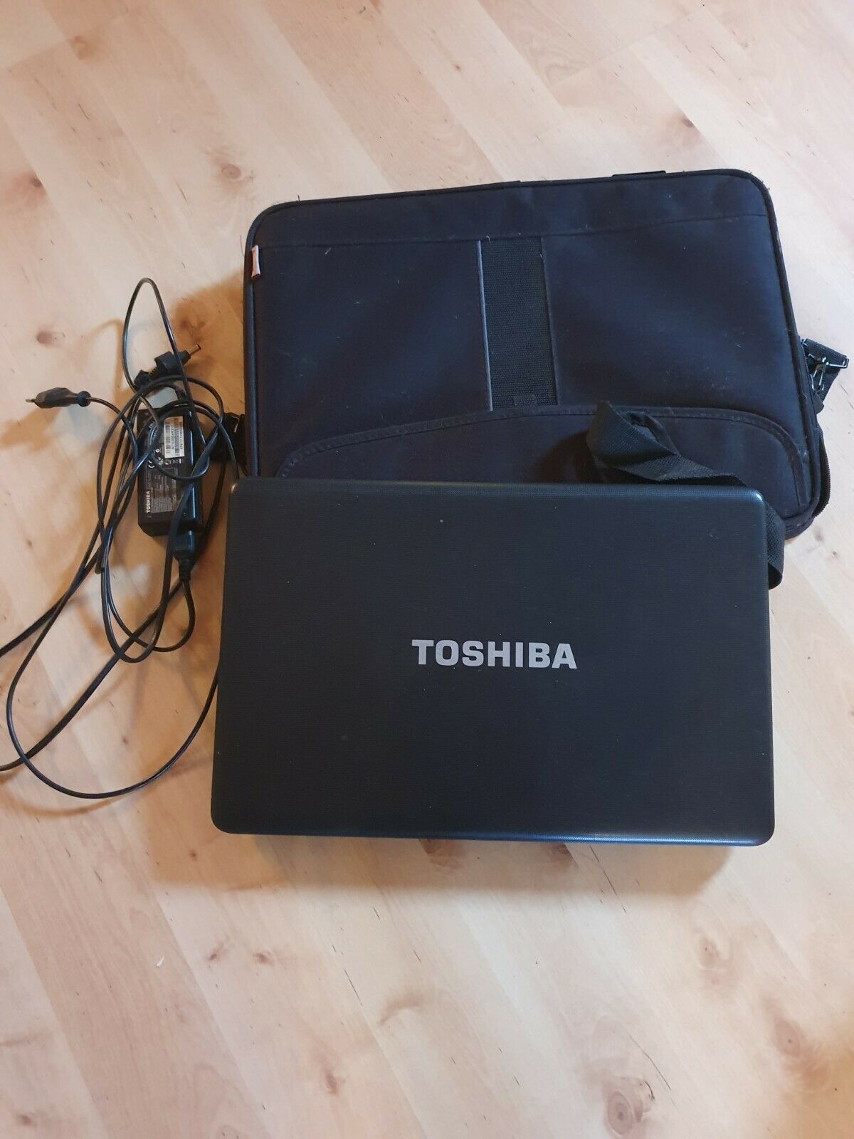 toshiba laptop satellite c670-199