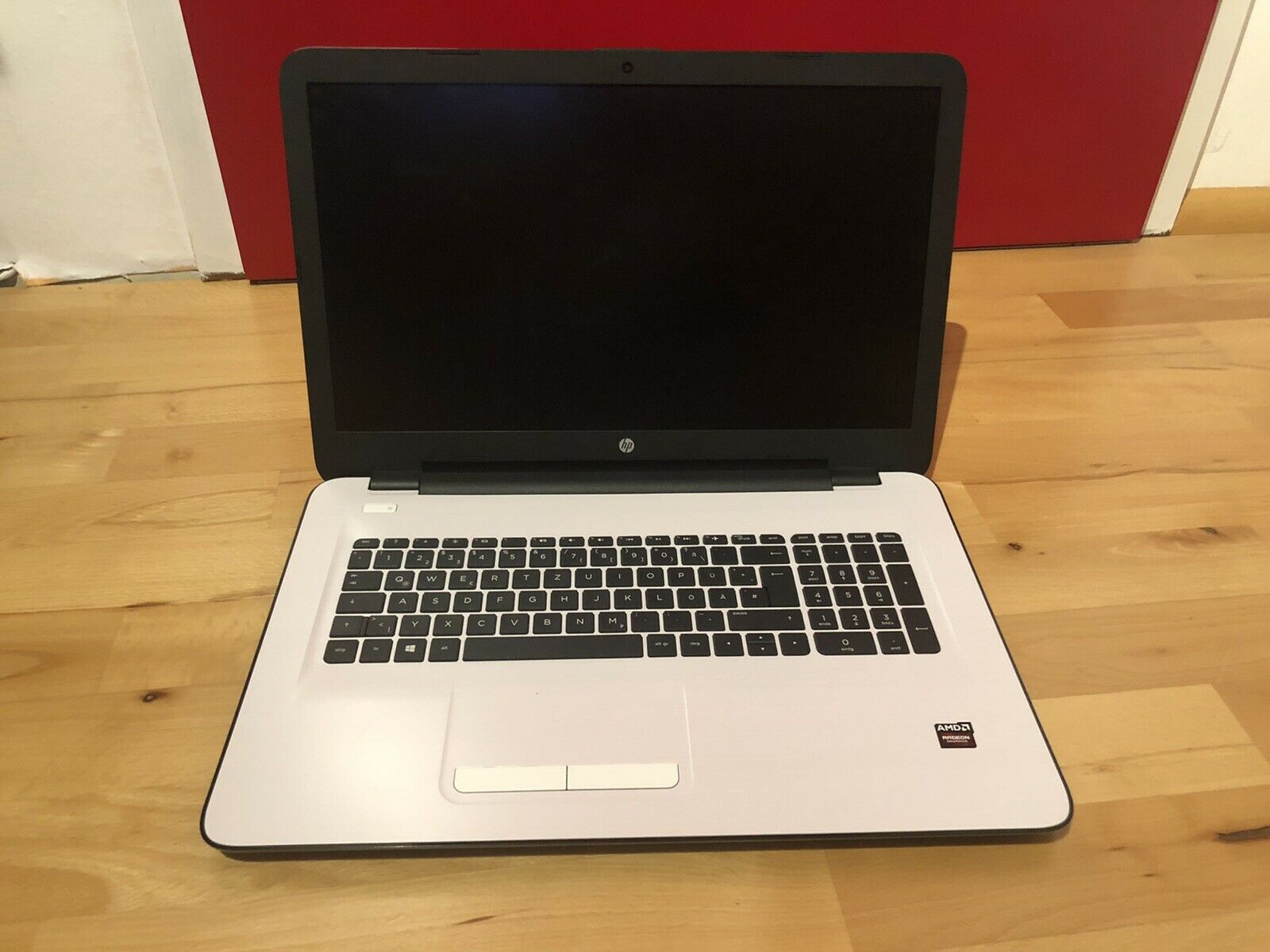 HP Laptop 17-y490ng Weiß